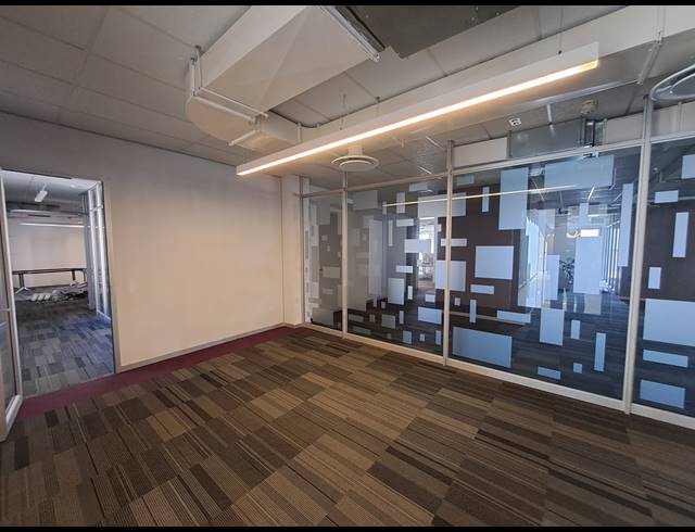 1,182M² OFFICE TO LET IN ILLOVO